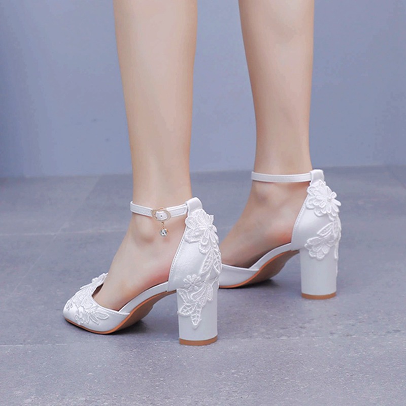 女性ホワイトシルクハイヒール夏ピープトウバックルストラップブ - Peep Toe Heels のレビューと価格