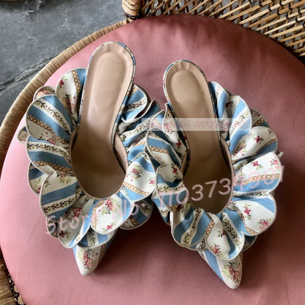 女性のための白い花のサテンの先のとがったつま先のスライド、カ - Women Shoes Zara のレビューと価格