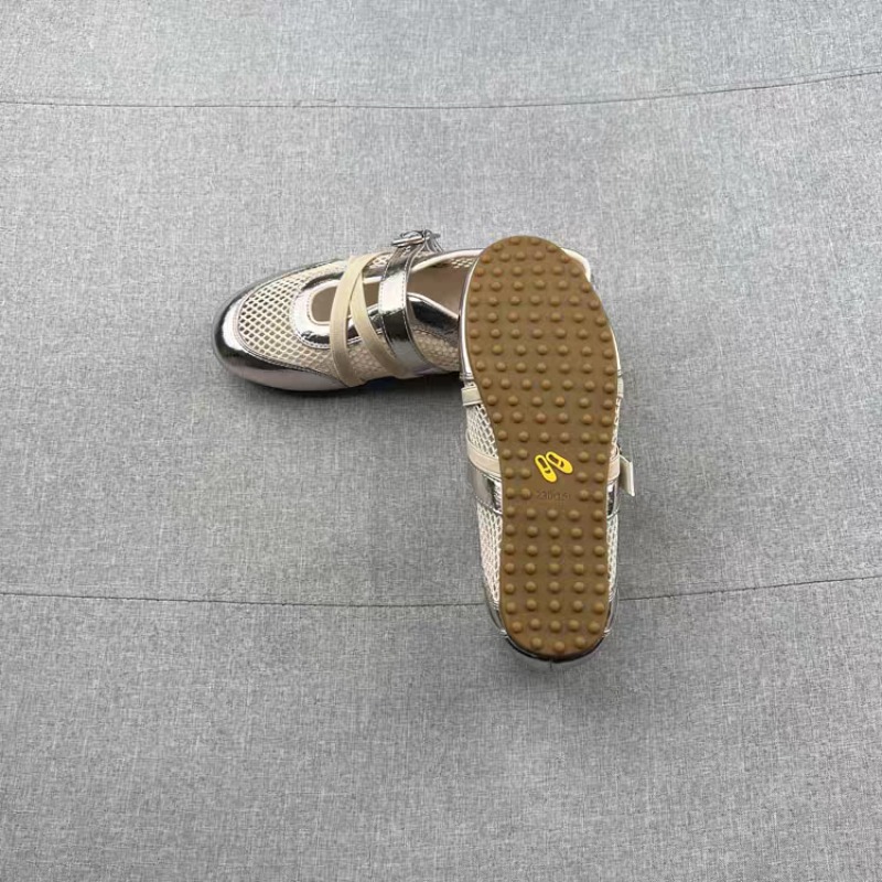 新しいスプライシング織り込み中空スニーカー 2026年春夏  - Slingback Pumps Women のレビューと価格