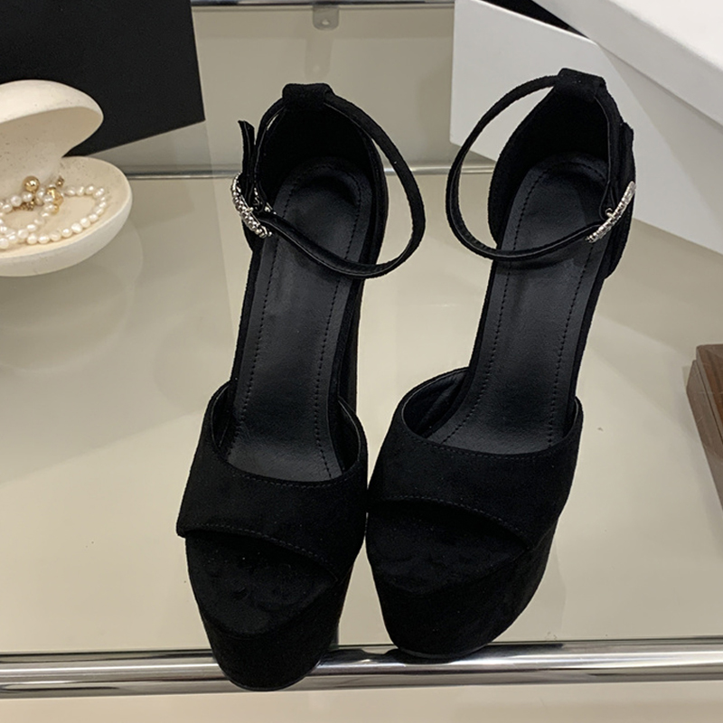 Liyke モデルショー セクシー エクストリーム ハイヒー - Peep Toe Heels のレビューと価格