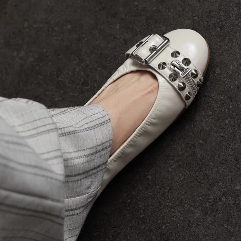 ボルトラウンドヘッドシングルシューズレディースレザーバックル - Slingback Pumps Women のレビューと価格
